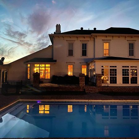 Wildflower Ranch Inn Springfield Bagian luar foto