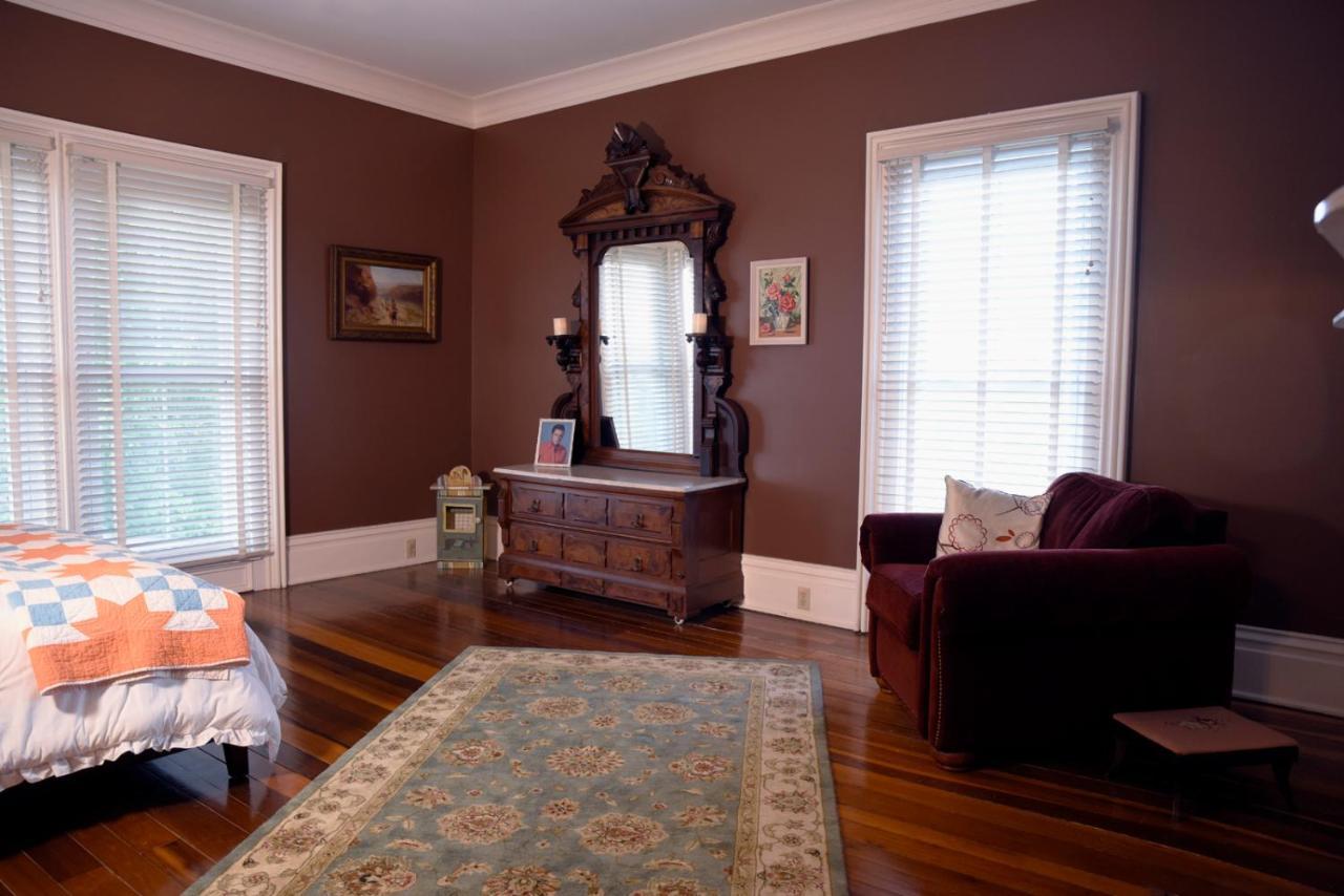 Wildflower Ranch Inn Springfield Bagian luar foto